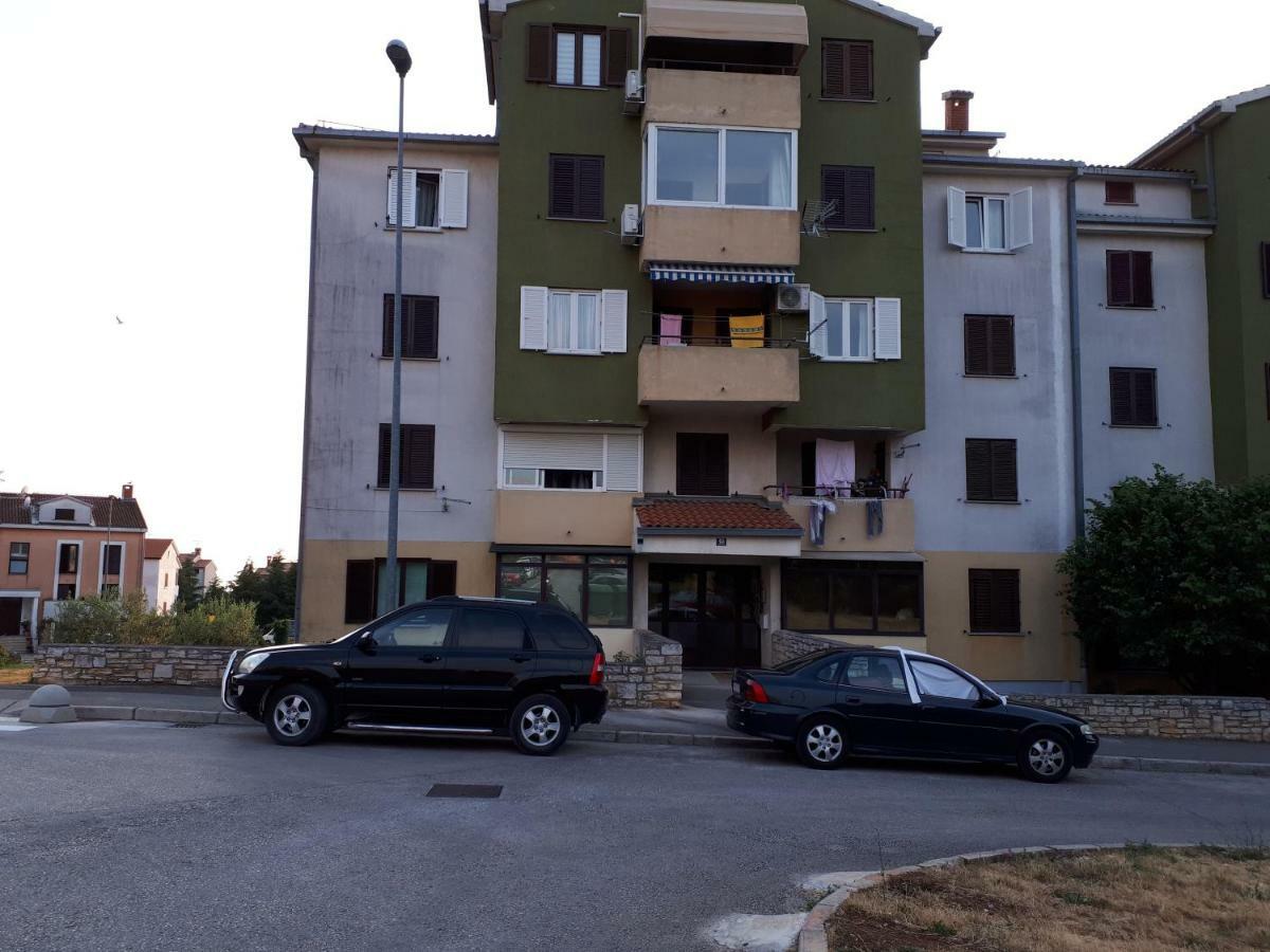 Apartment Korni Porec Luaran gambar