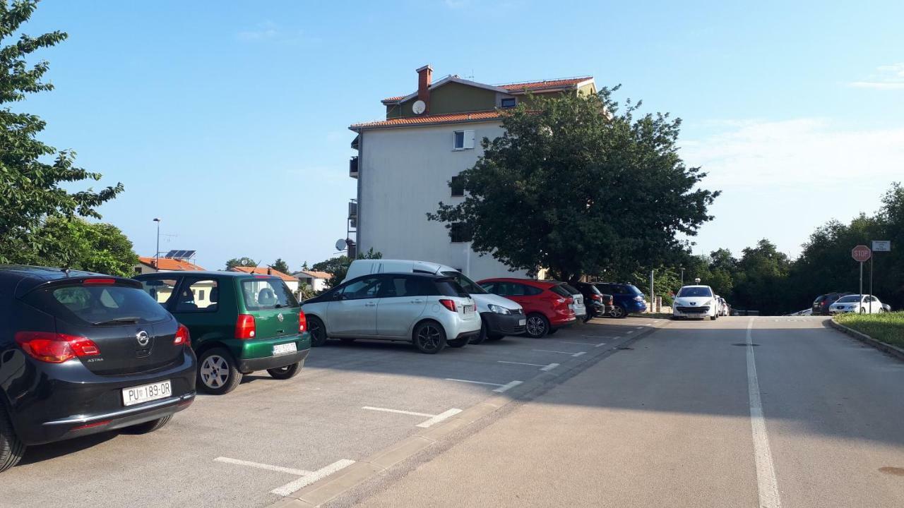 Apartment Korni Porec Luaran gambar